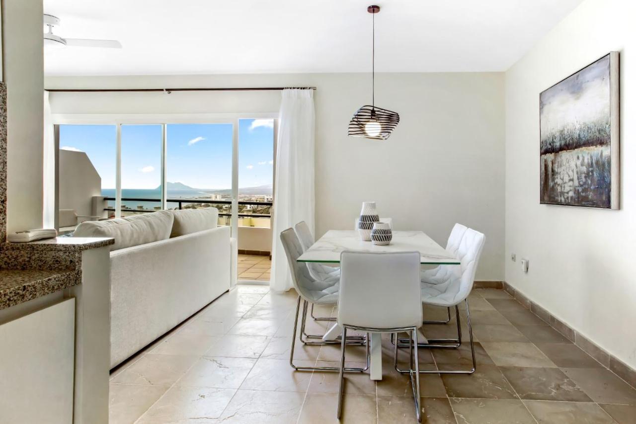 Manilva Townhouse With Spectacular Views Of Gibraltarヴィラ エクステリア 写真